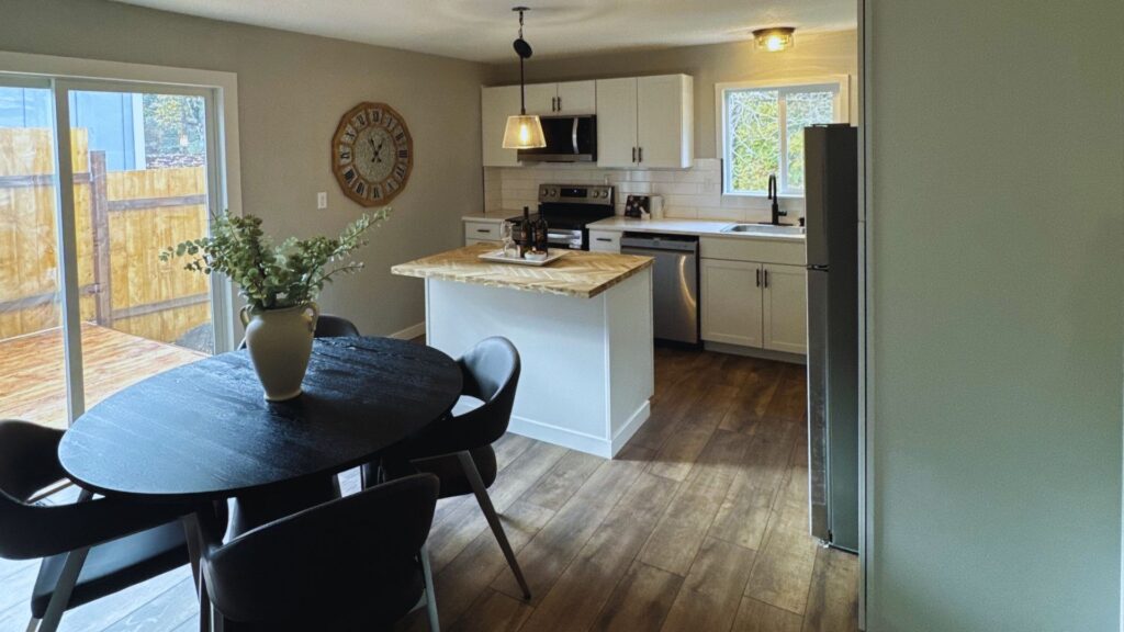 a freshly remodeled kitchen salem oregon with light paint scheme and dark accents